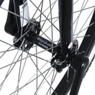 close up hub and cranks