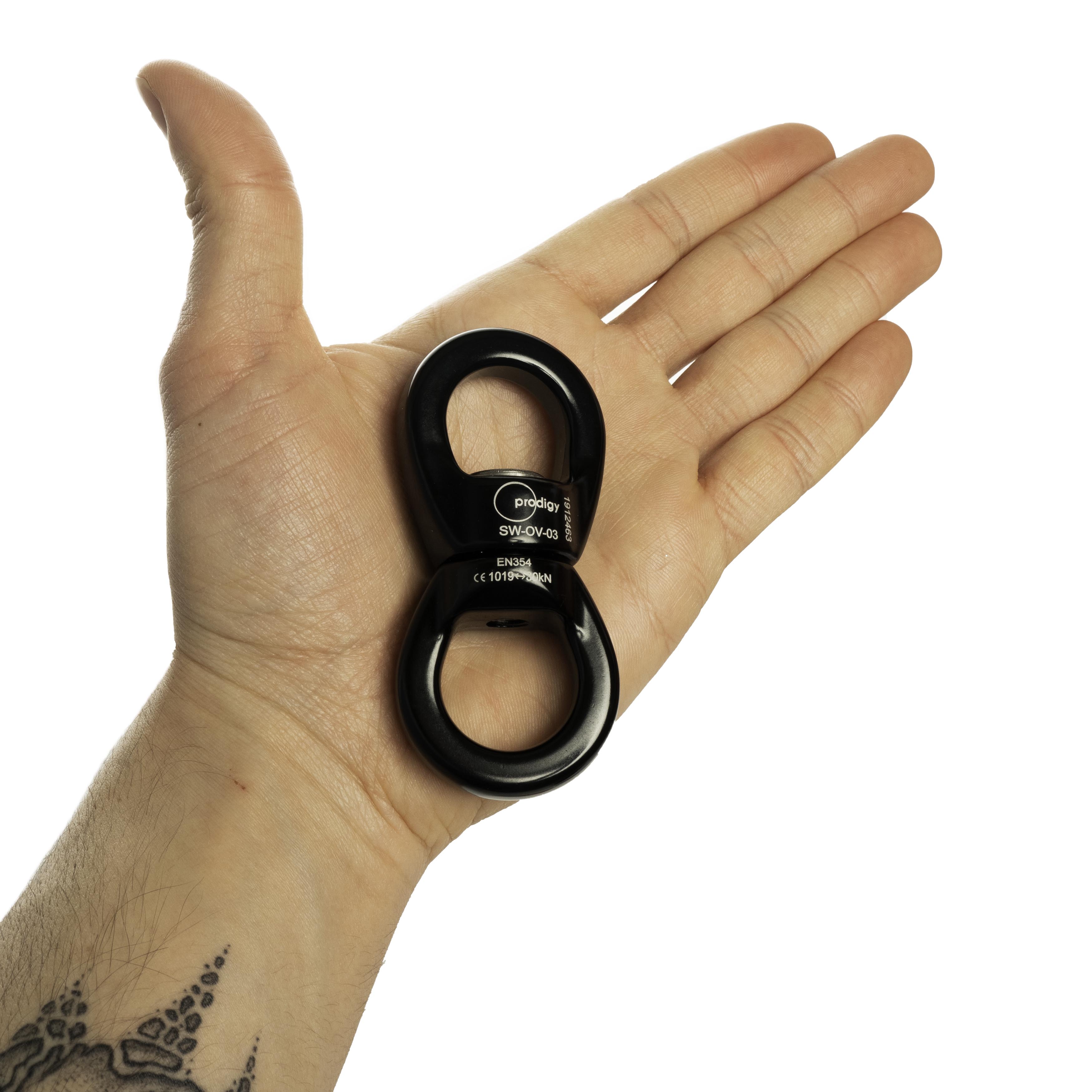 Small prodigy swivel in hand