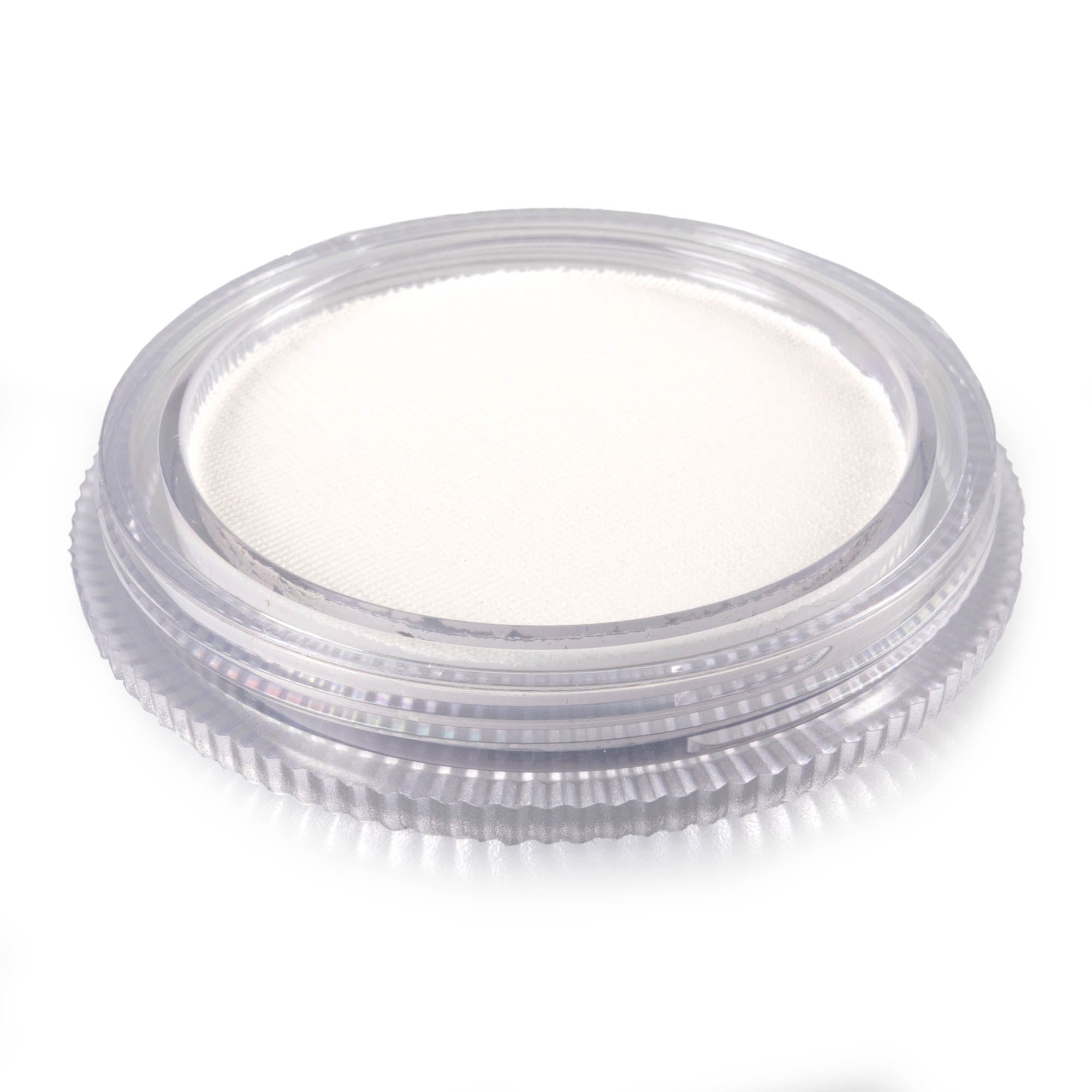 Diamond fx 32g white in open in a white background