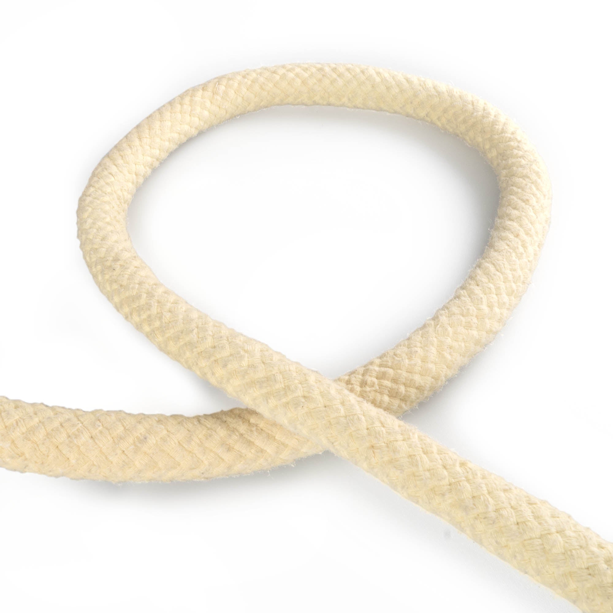 Gora fire whip rope curled